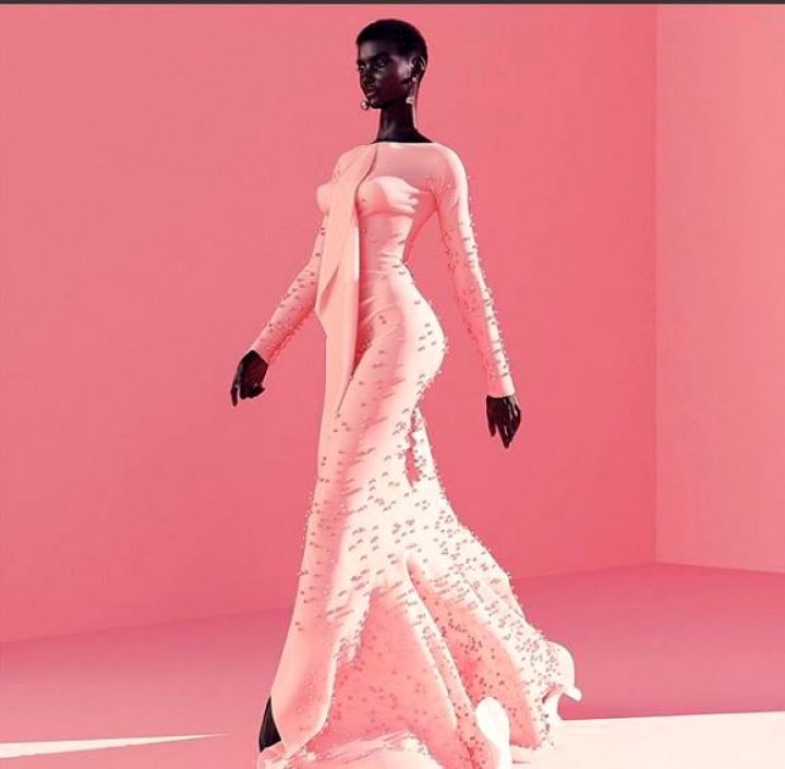 Un artist din Marea Britanie a reușit să creeze digital o femeie de culoare și toată lumea a crezut că e reală (FOTO)