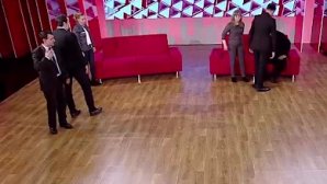 Bătaie ca în filme la Vorbeşte Moldova. Un cetățean italian s-a luat la pumni cu fostul său socru (VIDEO)