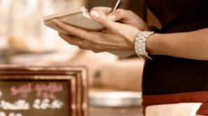 Binele e răsplătit cu bine! Gestul care i-a adus unei chelnerițe o bursă de studii (FOTO)