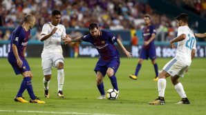 Amicale de lux între echipe cu nume sonore. Acestea se pregătesc de turneul final al Campionatului Mondial de fotbal din acest an