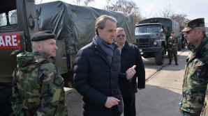 Ministrul Apărării Eugen Sturza a efectuat o vizită de lucru în garnizoana Bălţi (FOTO)