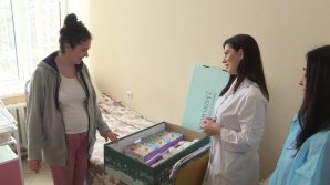Fundaţia lui Vlad Plahotniuc "Edelweiss" le urează bun venit pe lume şi bebeluşilor născuţi la maternitatea din Ialoveni