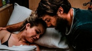 Momentul cutremurător în care o mamă își ia rămas bun de la copilul născut mort (FOTO)