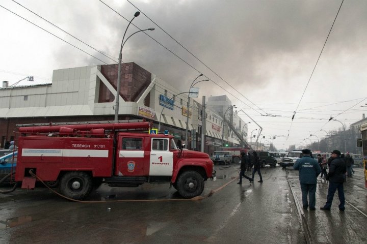 ADEVĂRUL DESPRE INCENDIUL DEVASTATOR DIN KEMEROVO. Numărul morților este mult mai mare decât spun autoritățile (VIDEO)