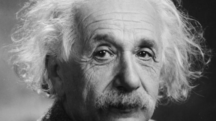 Albert Einstein, sărbătorit astăzi. Ce știu moldovenii despre fizician