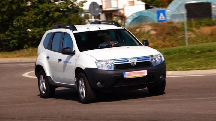 A apărut modelul hibrid de la Dacia Duster. Cum arată aceasta