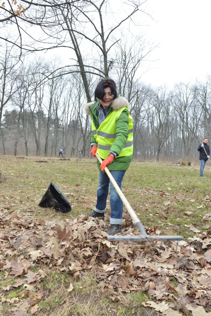 Reacţia locuitorilor când au văzut că în Chişinău se face curăţenie generală 