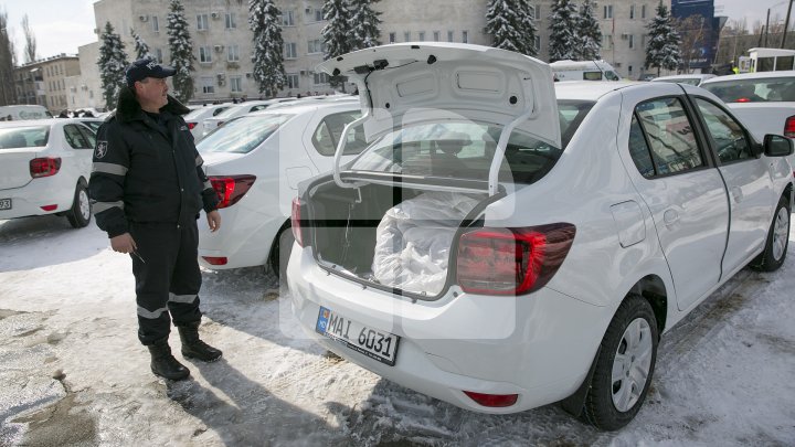 Ofiţerii de urmărire penală vor avea MAŞINI NOI! 42 de automobile au fost cumpărate din banii oferiţi de UE (FOTO) 