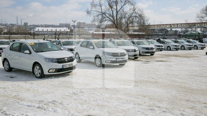 Ofiţerii de urmărire penală vor avea MAŞINI NOI! 42 de automobile au fost cumpărate din banii oferiţi de UE (FOTO) 