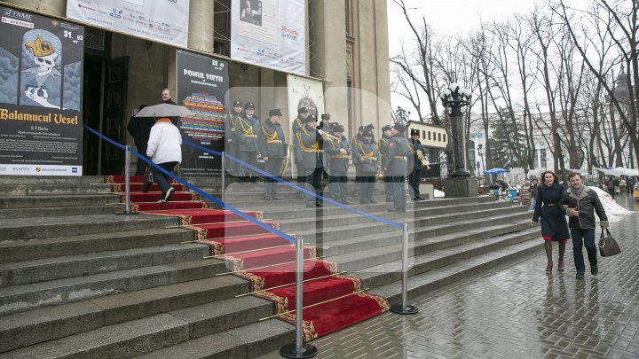 "Creatori ai vieţii spirituale!" Cei mai buni actori şi regizori din ţară, premiaţi în cadrul Galei Premiilor UNITEM 2018 (FOTO)