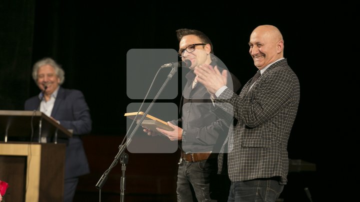 "Creatori ai vieţii spirituale!" Cei mai buni actori şi regizori din ţară, premiaţi în cadrul Galei Premiilor UNITEM 2018 (FOTO)