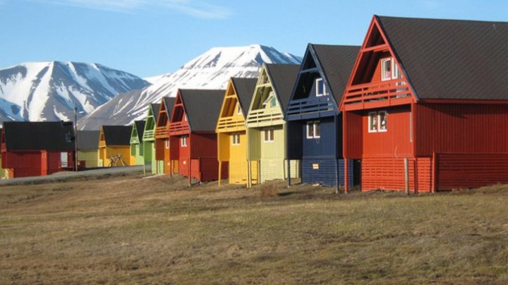 Longyearbyen, orașul unde este interzis să te naști și să mori