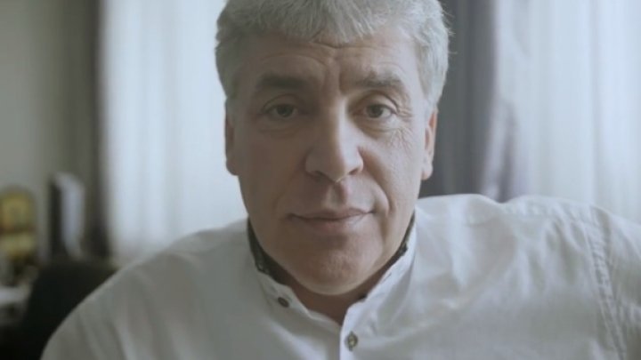 Pavel Grudinin și-a dat jos mustața după ce a pierdut un pariu. Cum arată acum politicianul