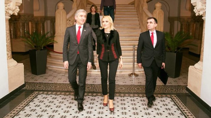 Gabriela Firea: O echipă de specialişti români se va deplasa la Chişinău pentru a evalua costurile proiectelor de infrastructură