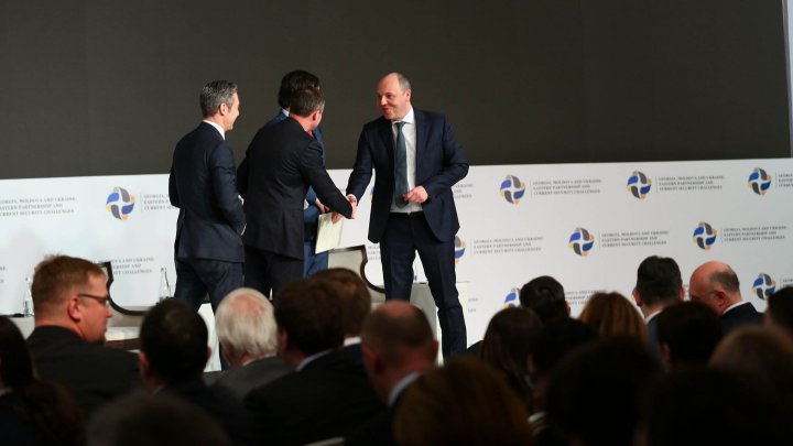 Summit interparlamentar la Chişinău! Circa 150 de oficiali participă la una dintre cele mai importante conferinţe pe probleme de securitate regională