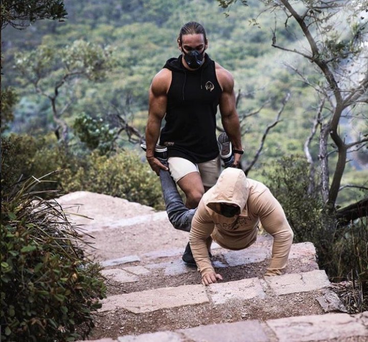 INCREDIBIL! Un paraplegic australian vrea să urce pe Everest în scaunul cu rotile (FOTO/VIDEO)