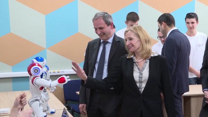 Prima platformă de laboratoare moderne de robotică din Moldova, lansată cu succes la Universitatea Tehnică