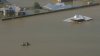 Inundațiile masive din Rusia nu contenesc: 130 de case, inundate în totalitate 