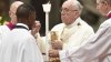 Catolicii sărbătoresc Paştele! Papa Francisc a botezat un migrant nigerian devenit erou în Italia 