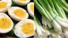 Sigur nu știai asta! Ce se întâmplă în corpul tău dacă mănânci de Paşte ouă fierte cu ceapă verde
