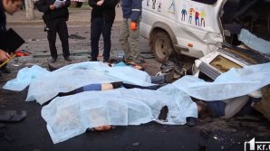 ACCIDENT GRAV ÎN UCRAINA. Opt oameni au murit, iar 19 au fost răniţi, după ce o maşină a intrat într-un microbuz (FOTO/VIDEO)