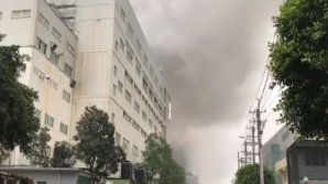 Incendiu de proporţii la o fabrică de produse chimice din Taiwan: Şapte oameni au murit