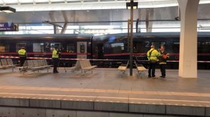 Două trenuri s-au ciocnit la Salzburg. Mai mulţi pasageri au fost răniţi
