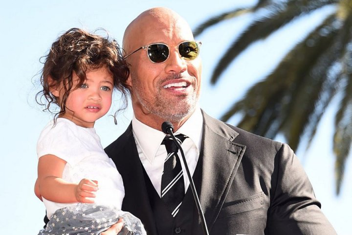 Actorul american Dwayne Johnson a devenit, pentru a doua oară, tată de fetiţă (FOTO)