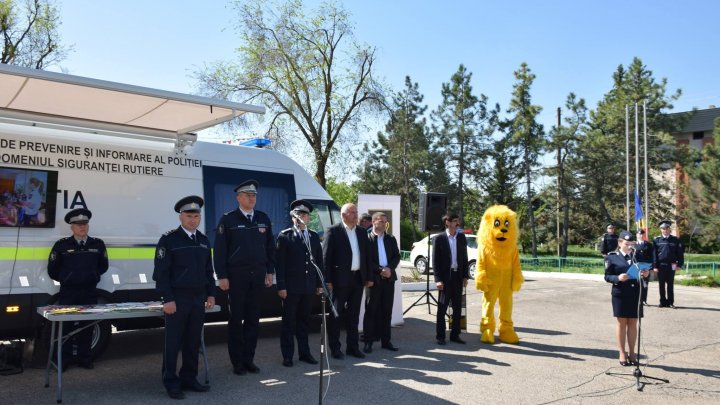 ÎN PREMIERĂ, în oraşul Leova a fost inaugurată o ALEE A SIGURANŢEI.  Proiectul va fi extins în toată ţară (FOTO)