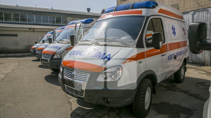 Ambulanţe noi pentru Asistenţa Medicală Urgentă. Mașinile sunt repartizate prin sate (FOTOREPORT)