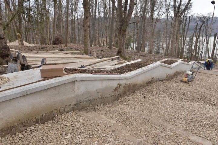 Scările din parcul Valea Morilor, în plin proces de reconstrucţie. Când se vor termina lucrările (FOTO)