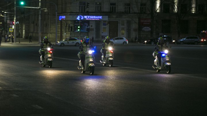 LUMINA SFÂNTĂ a ajuns la Chișinău. Sărbători fericite! Hristos a înviat (FOTOREPORT)