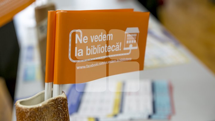 BIBLIOTECĂ MODERNĂ LA UNGHENI. Tinerii au parte de un laborator care este dotat cu imprimante 3D