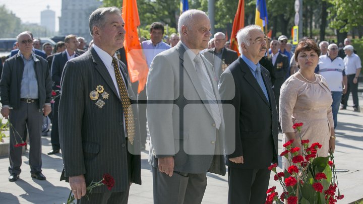 Victimele catastrofei nucleare de la Cernobîl, comemorate astăzi la Chişinău (FOTOREPORT)