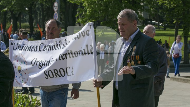 Victimele catastrofei nucleare de la Cernobîl, comemorate astăzi la Chişinău (FOTOREPORT)