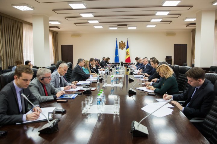 Premierul Pavel Filip s-a întâlnit cu o delegație a Parlamentului European