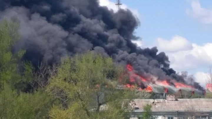 INCENDIU PUTERNIC la Institutul de Zoologie al Academiei de Ştiinţe. 14 autospeciale, la faţa locului (VIDEO/FOTO)