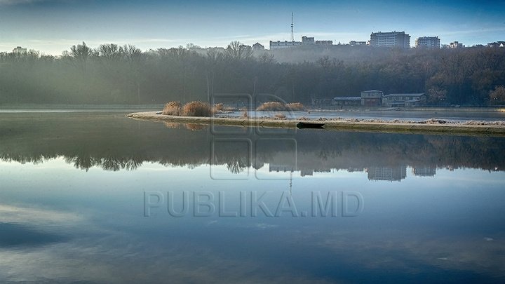 Temperaturile continuă să crească. Mâine termometrele vor indica 15 grade Celsius 