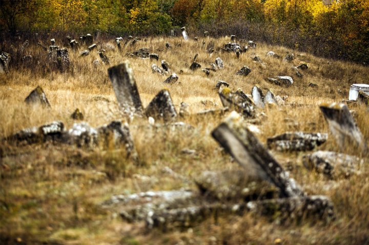 Ilan ȘOR a decis să demareze lucrările de restaurare a sinagogii din Orhei și amenajare a cimitirului evreiesc