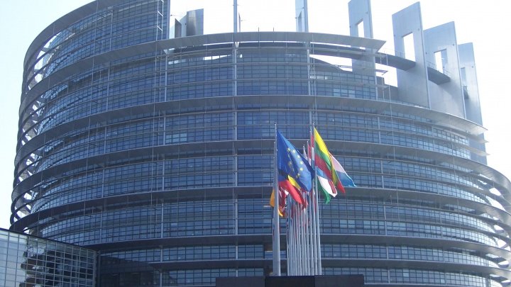 Parlamentul European înăspreşte regulile de finanţare a partidelor politice europene