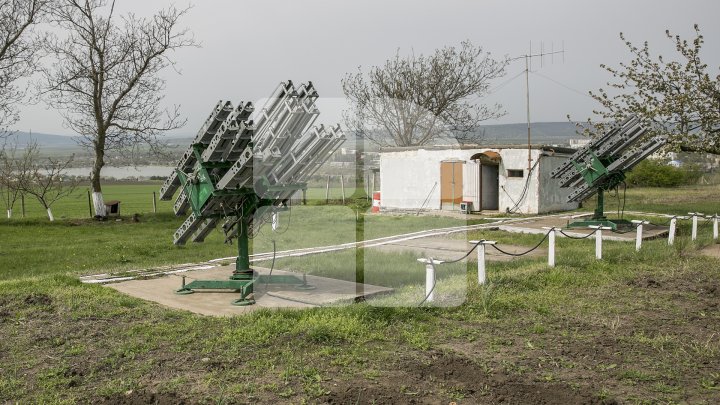 Terenuri protejate de grindină. Punctele de lansare vor primi câte 58 de proiectile (FOTOREPORT)