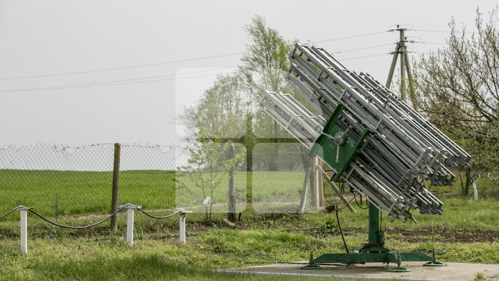 Terenuri protejate de grindină. Punctele de lansare vor primi câte 58 de proiectile (FOTOREPORT)