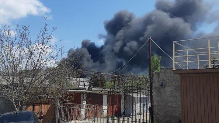 INCENDIU PUTERNIC la Institutul de Zoologie al Academiei de Ştiinţe. 14 autospeciale, la faţa locului (VIDEO/FOTO)