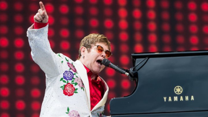 Studioul american Paramount Pictures va lansa un film bazat pe viaţa artistului britanic Elton John