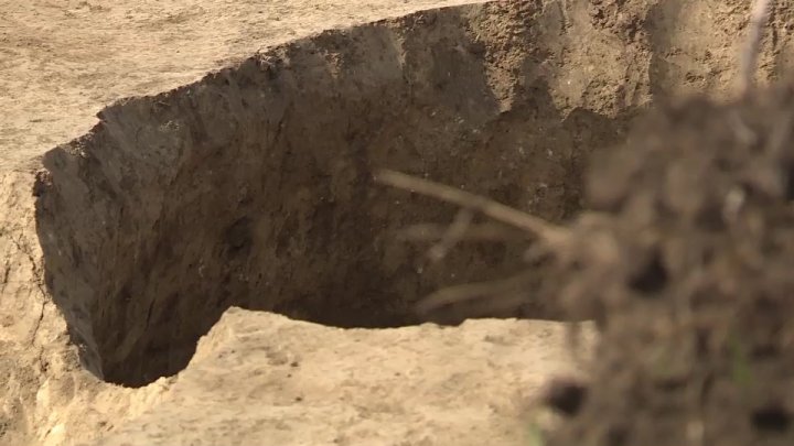 Descoperire arheologică la Comrat! Veselă din secolul al III-lea, găsită pe teritoriul unui parc industrial