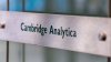 Cambridge Analytica se închide, după scandalul furtului de date de la Facebook