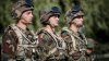 Asigură pacea în ţări străine! 13 militari moldoveni, implicaţi în misiuni de pacificare, premiaţi de Ministerul Apărării