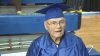 Niciodată nu este prea târziu să înveţi! Un veteran din SUA a absolvit școala la 91 de ani