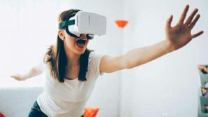 SENZAŢII TARI cu ajutorul tehnologiilor virtuale. Oamenii dornici să simtă pe propria piele cum e să cazi de pe o cascadă