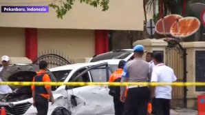 Atac cu săbii la o secţie de poliţie din Indonezia: 4 bărbați, împușcați mortal